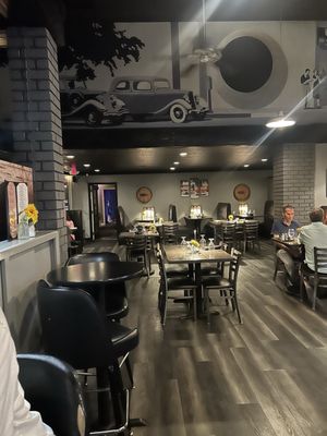 Market Street Blade and Barrel by null