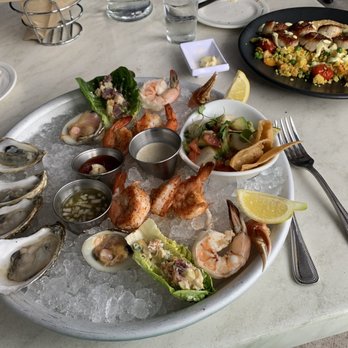 Max Fish - Raw Bar Sampler - Seafood Near Me - Glastonbury, Connecticut