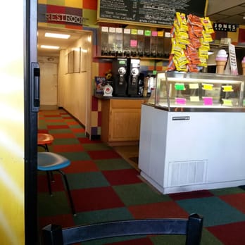 L A Cafe - Ice cream, coffee, and drink menu. - Coffee & Tea Near Me - Waterford, Michigan