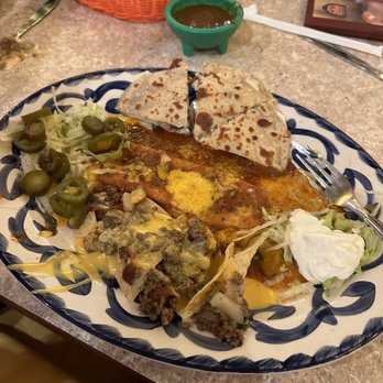 Los Gallitos Mexican Cafe - Romeo plate - Mexican Near Me - Richmond, Texas Los Gallitos Mexican Cafe - Romeo plate - Mexican Near Me - Richmond, Texas