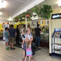 Robertson Pie Shop - This is it !!!! Good Tucker !!