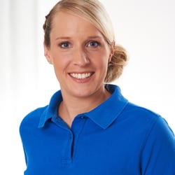 Frau Redmer, Zahntechnikern