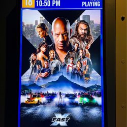 SilverCity Riverport Cinemas - 141 minutes
