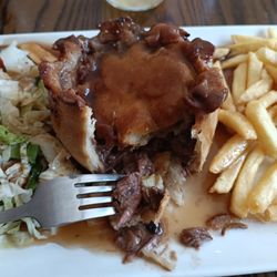 Dukes Head Public House