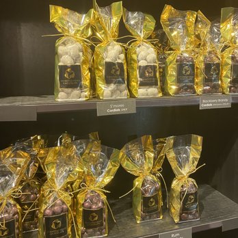 Diamond Head Chocolate Company - prepackaged options - Chocolatiers & Shops Near Me - Honolulu, Hawaii