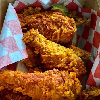 Underdog Hot Chicken - Combo 3 - Chicken Wings Near Me - Boston, Massachusetts Underdog Hot Chicken - Combo 3 - Chicken Wings Near Me - Boston, Massachusetts