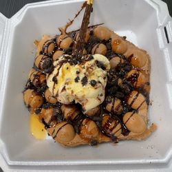 The Boba Trap - Cookies and cream bubble waffle sundae