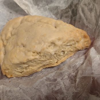 Elephantine - Vanilla Bean Scone - Cafes Near Me - Boston, Massachusetts