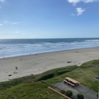 Hallmark Resort & Spa Cannon Beach - View from our window - Resorts Near Me - Cannon Beach, Oregon Hallmark Resort & Spa Cannon Beach - View from our window - Resorts Near Me - Cannon Beach, Oregon