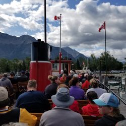 Waterton Shoreline Cruise - Everyone in their seat ready to start the cruise.