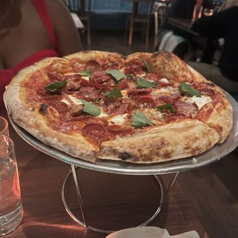 Wilder - Best pizza Philly oysters was good 7/10 but overall great vibe take ya girl have the flowers sitting in the passenger - Pizza Near Me - Philadelphia, Pennsylvania Wilder - Best pizza Philly oysters was good 7/10 but overall great vibe take ya girl have the flowers sitting in the passenger - Pizza Near Me - Philadelphia, Pennsylvania