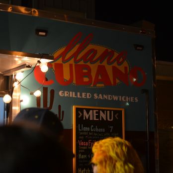 Llano Cubano - a food truck at night - Food Trucks Near Me