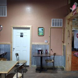 Main Street Cafe - Inside the cafe