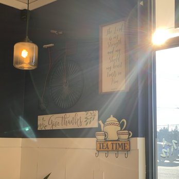 Coffee Kitchen - Corner Wall Decorations - Coffee & Tea Near Me - Lakewood, Washington