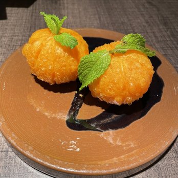 Uluh - Mini Pumpkin Puff - Tea Rooms Near Me - New York, New York Uluh - Mini Pumpkin Puff - Tea Rooms Near Me - New York, New York