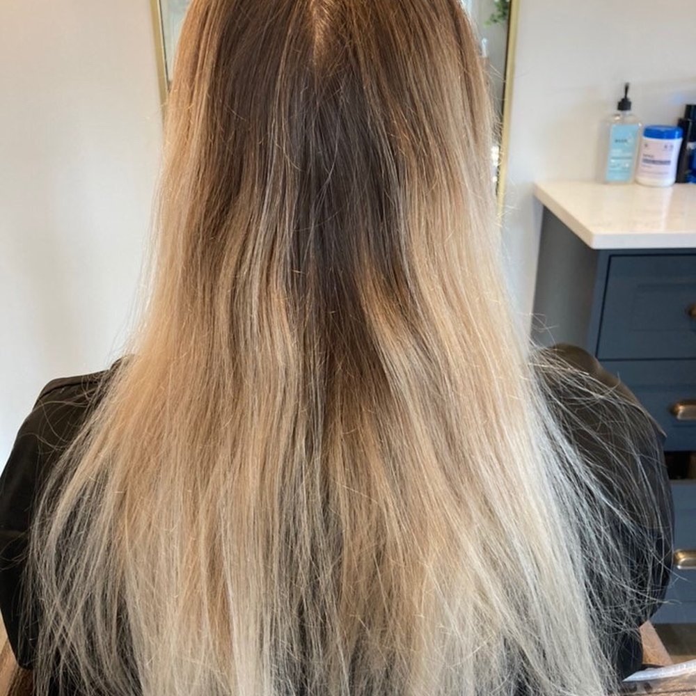 Tease Hair Salon - Before - Blow Dry/Out Services Near Me - Fairfield, Connecticut Tease Hair Salon - Before - Blow Dry/Out Services Near Me - Fairfield, Connecticut