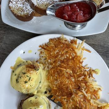 Broken Yolk Cafe - Classic Eggs Benedict, Classic French Toast - Breakfast & Brunch Near Me - Rancho Cucamonga, California Broken Yolk Cafe - Classic Eggs Benedict, Classic French Toast - Breakfast & Brunch Near Me - Rancho Cucamonga, California