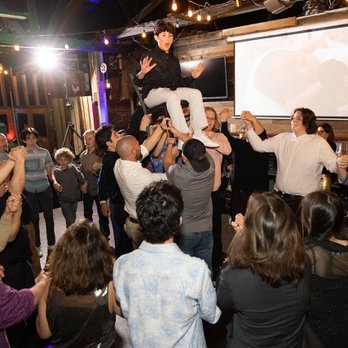 Golden State Productions - Up on the chair - DJs Near Me - Petaluma, California Golden State Productions - Up on the chair - DJs Near Me - Petaluma, California