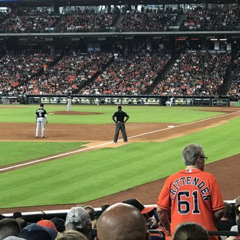 Daikin Park - Stadiums & Arenas Near Me - Houston, Texas