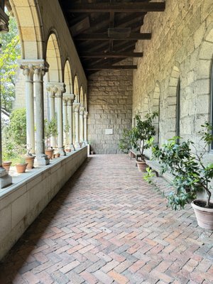 The Met Cloisters by null