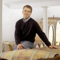Weingut Schmitt - Kellermeister Jochen Schmitt im Barriquekeller