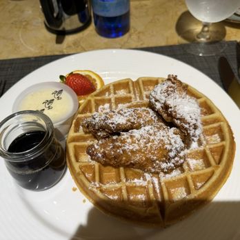 Capriccio Grill - Chicken and waffles - Steakhouses Near Me - Memphis, Tennessee Capriccio Grill - Chicken and waffles - Steakhouses Near Me - Memphis, Tennessee