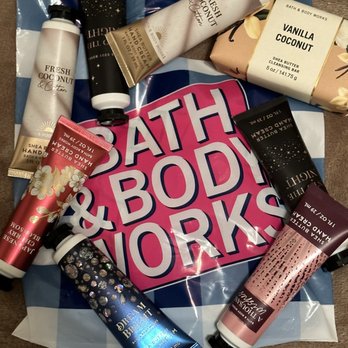 Bath & Body Works - All my goodies & FREE bar of soap - Cosmetics & Beauty Supply Near Me - Lawrenceville, Georgia