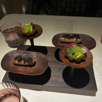 Indienne - PANI PURI MUSHROOM ECLAIR - Indian Near Me - Chicago, Illinois