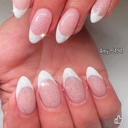 Amy's Nails - Sparkly French