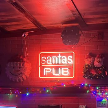 SANTA’S PUB - Updated February 2026 - 122 Photos & 236 Reviews - 2225