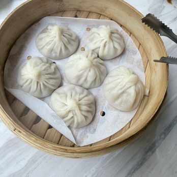 Supreme Dumplings - Pork dumplings - Shanghainese Near Me - Honolulu, Hawaii