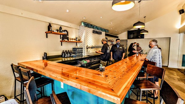 Side Gate Brewery & Beer Garden by null