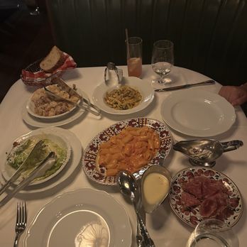 Carbone Miami - Table - New American Near Me - Miami, Florida Carbone Miami - Table - New American Near Me - Miami, Florida