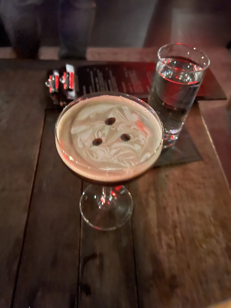 SIDEBAR NASHVILLE Updated July 2024 29 Photos & 18 Reviews 401