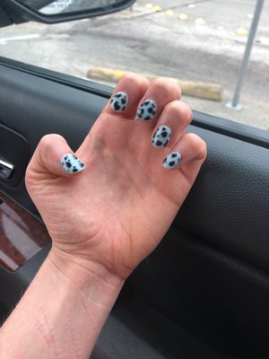 Sister Nails by null