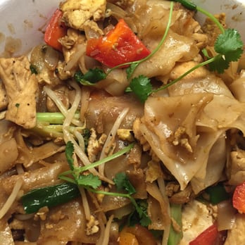 Thai Sapa - Banh zero with chicken - Thai Near Me - Springdale, Utah Thai Sapa - Banh zero with chicken - Thai Near Me - Springdale, Utah