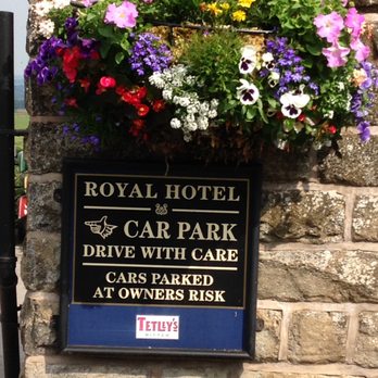 The Royal Hotel - Pubs Near Me - Sheffield, ABE