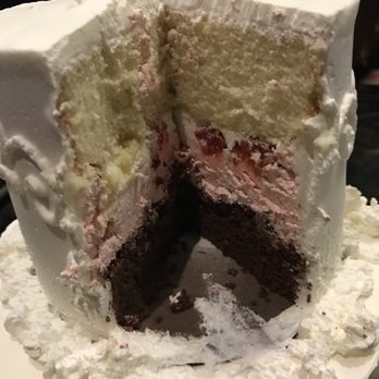 Oh Cake! - Very tasty!! Yum! - Desserts Near Me