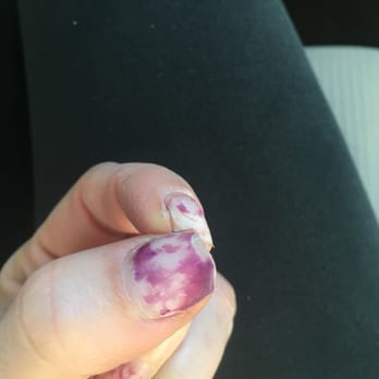 La Luxe Nails - Split my pointer finger with the drill - Nail Salons Near Me - Albuquerque, New Mexico