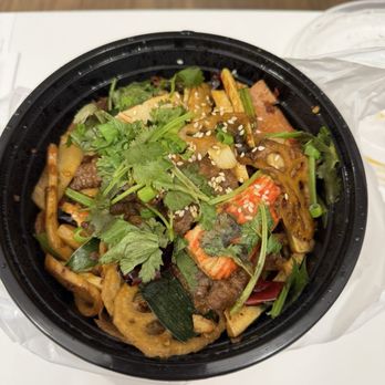 Taste - Spicy drypot (delivery) with angus beef, ham, lotus root, imitated crabmeat, king oyster mushroom, bamboo shoots - Szechuan Near Me - Palo Alto, California Taste - Spicy drypot (delivery) with angus beef, ham, lotus root, imitated crabmeat, king oyster mushroom, bamboo shoots - Szechuan Near Me - Palo Alto, California