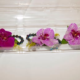 Beautiful corsages! Beautiful corsages!