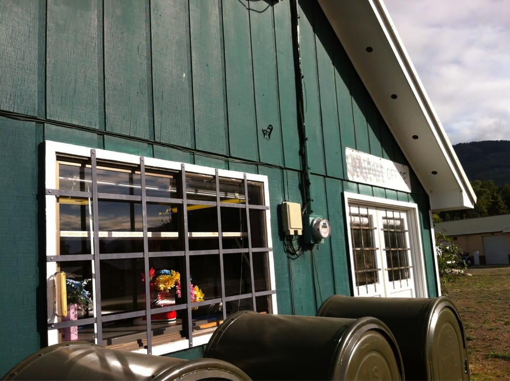 US POST OFFICE Updated April 2024 2151 Railroad St, Easton