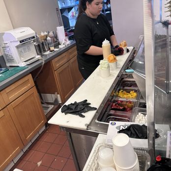 Salju Dessert - Making shaved ice - Desserts Near Me - Alhambra, California Salju Dessert - Making shaved ice - Desserts Near Me - Alhambra, California