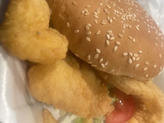 Louie’s Kitchen by null