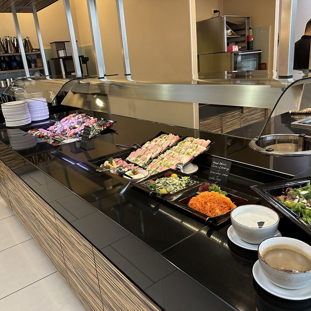 Parkhotel - Salad - Hotels Near Me - Oberhausen, NW