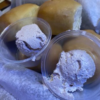 Texas Roadhouse - Sweet rolls - Steakhouses Near Me - Tulsa, Oklahoma