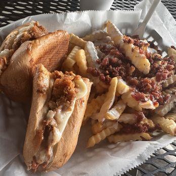 J's Corner - Bbq chicken sandwich & bacon ranch fries - Barbeque Near Me - Elizabethton, Tennessee