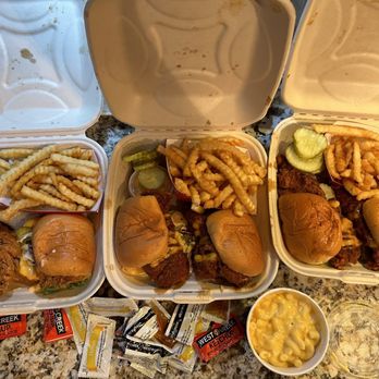 Dave's Hot Chicken - Halal Near Me - Tonawanda, New York