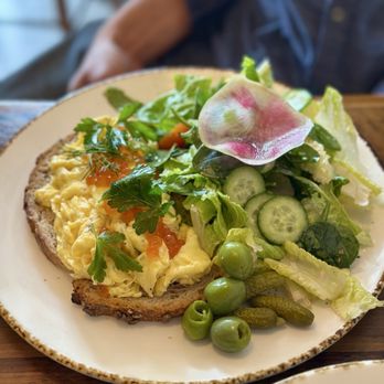 Fusion Kitchen - Scrambled Eggs Toast with Caviar - Breakfast & Brunch Near Me - Los Angeles, California