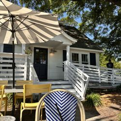 Vintage Coffee Cafe - Outside seating